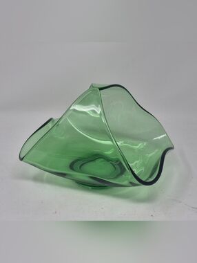 Vintage Viking? Green Glass Handkerchief Fold Over Dish/Basket